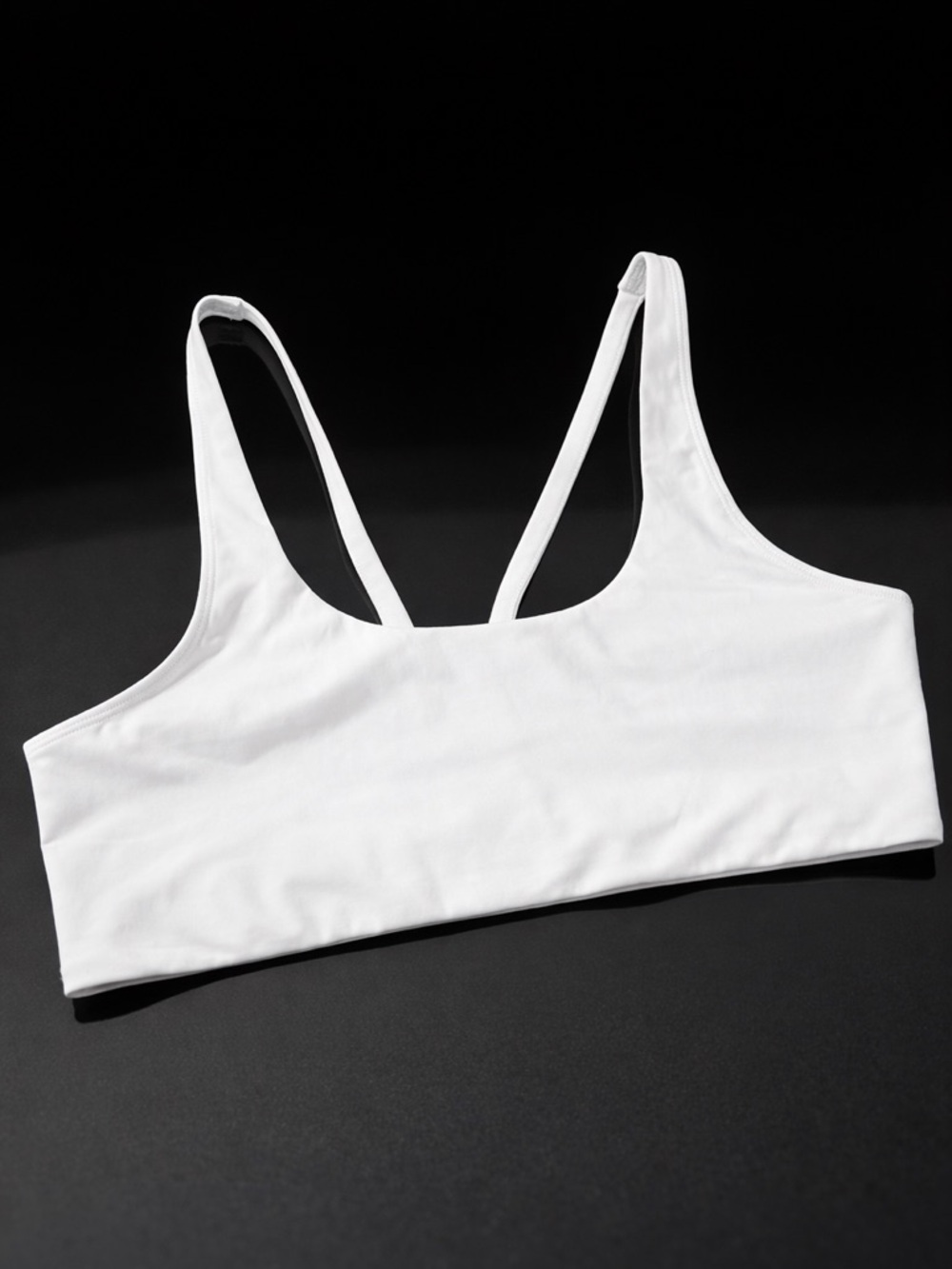 Vuori White Scoop Neck Sports Bra - Picture 3 of 6